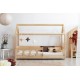 Drevená detská posteľ v tvare domčeka s bočnicami