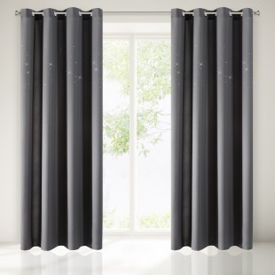 Tmavosivý stredne zatemňovací záves na okno