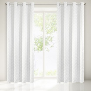 Biely stredne zatemňujúci záves na štýl záclony