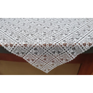 Dekoračný obrus v bielej farbe s rastlinným motívom