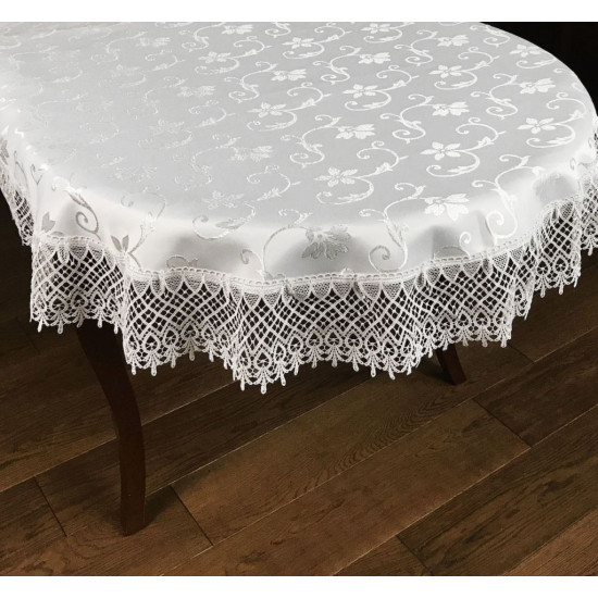 Biely oválny dekoračný obrus s ozdobným lemom