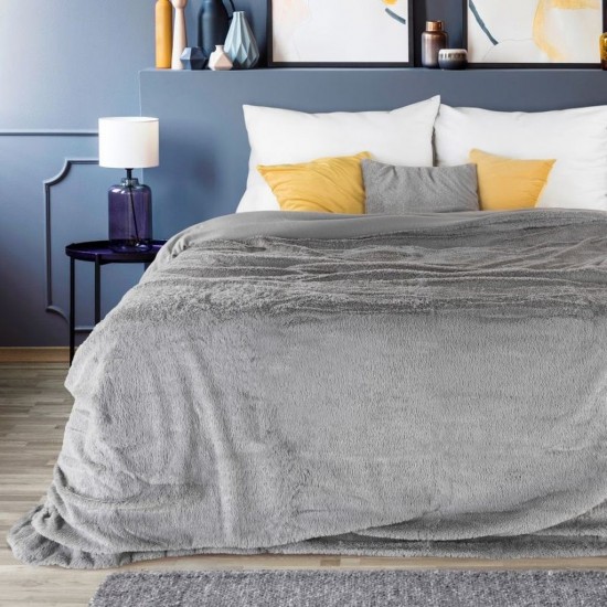 Sivo strieborný plyšový dekoračný prehoz na posteľ s krátkym vlasom 