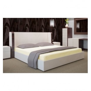 Svetlo krémová posteľná plachta s gumičkou jersey