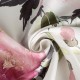 Béžová kvetinová obliečka na dekoračný vankúš