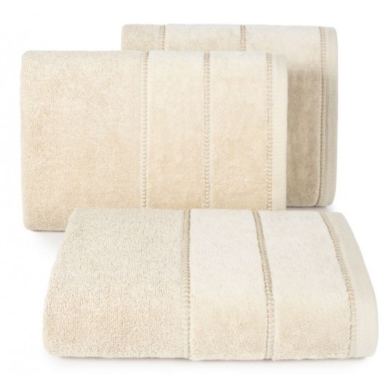 Jemný béžový bavlnený ručník