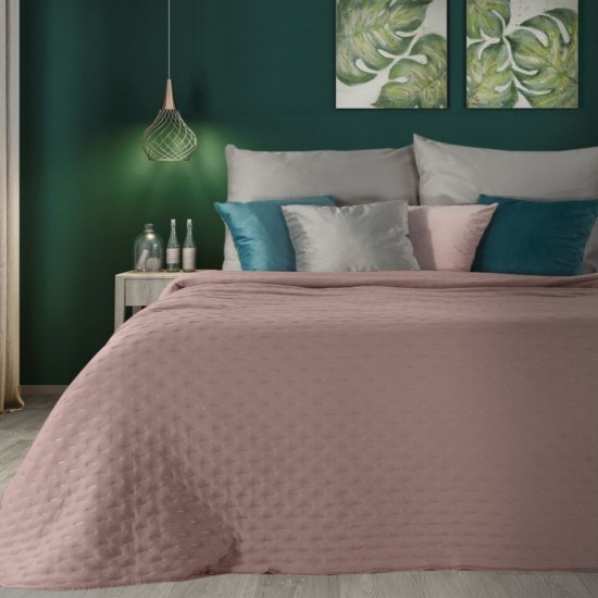 Ružový dekoračný prehoz na posteľ s prešívaním