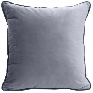 Sivá zamatová obliečka na vankúš s ozdobným lemom