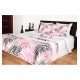 Biely prešívaný prehoz na posteľ s ružovými vetvičkami