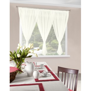 Záclona krémová prekrížená s riasiacou páskou