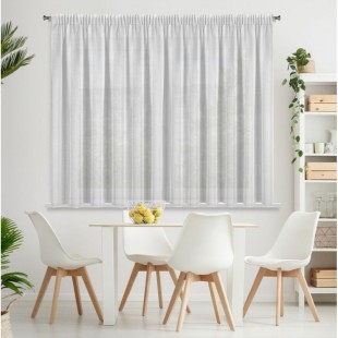 Záclona biela prešívaná striebornou niťou