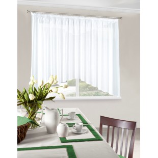 Záclona biela vykrojená s ozdobným lemom