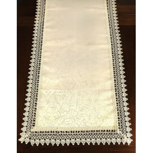 Behúň béžový s lístočkami a čipkovaným lemom