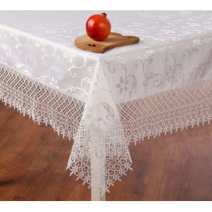 Obrus biely s kvetinami a čipkou