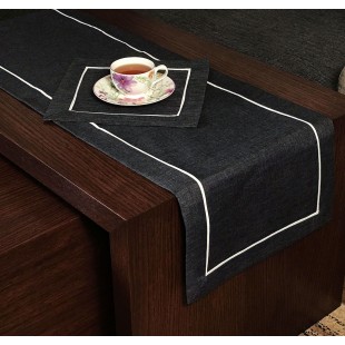 Behúň v sivej farbe s bielym lemom