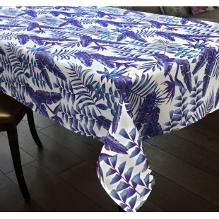 Obrus biely s fialovými listami