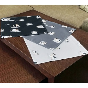 Obrúsok sivý štvorcový s kravičkami