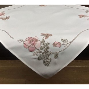 Dekoračný obrus biely s motívom ruží