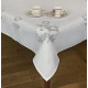 Obrus s výšivkou v bielej farbe