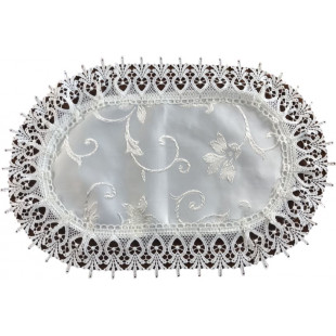 Obrúsok oválny v bielej farbe s čipnkou