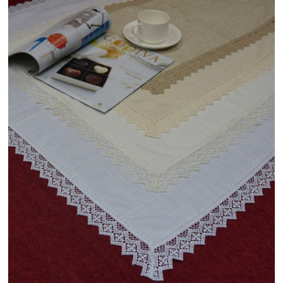 Obrus na stôl s dekoračným lemovaním v béžovej farbe