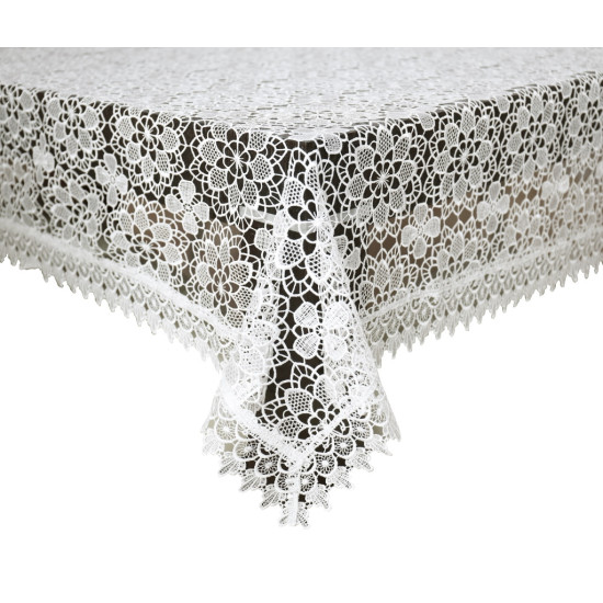 Krémový dekoračný obrus s ozdobným lemom