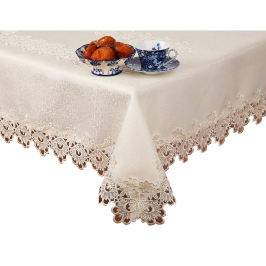 Dekoračný krémový obrus na stôl s čipkou