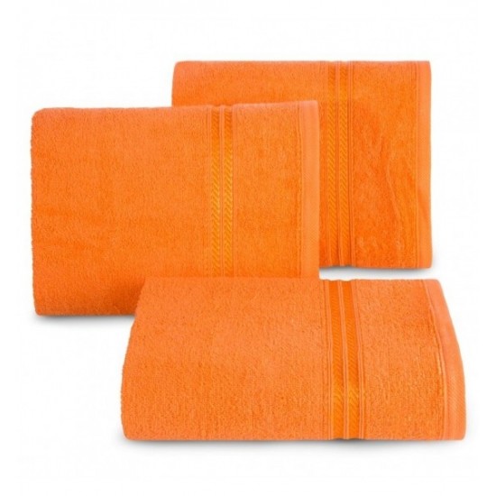 Oranžový bavlnený uterák s ozdobným pruhom