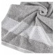 Strieborný elegantný bavlnený uterák s ozdobným vzorom