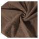 Bavlnený uterák s ozdobným dvojitým pruhom v hnedej farbe