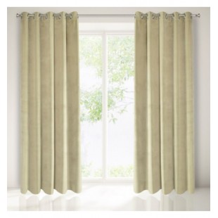 Matný béžový záves na okno so zavesením na kruhy