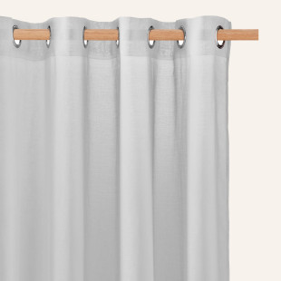 Priehľadná svetlosivá záclona NOVELIA so zavesením na kruhy