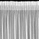 Biela záclona z pruhovanej látky pretkanej lesklou niťou